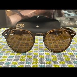 Ray-Ban RB2180 Round Sunglasses